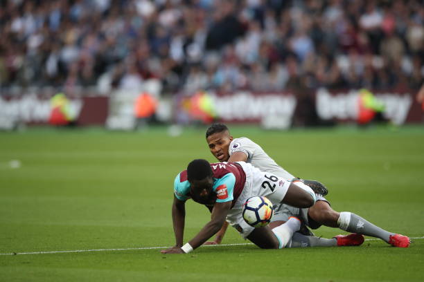 级球队争相 级球队争相