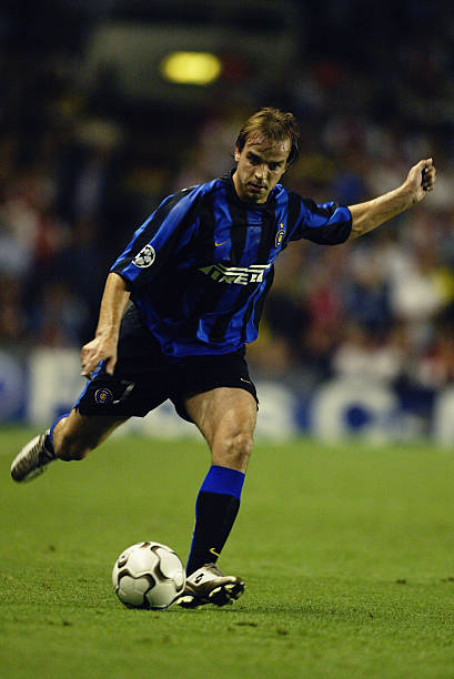 示了各自的 示了各自的