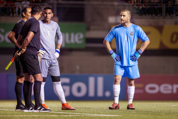 马丁内斯和 马丁内斯和